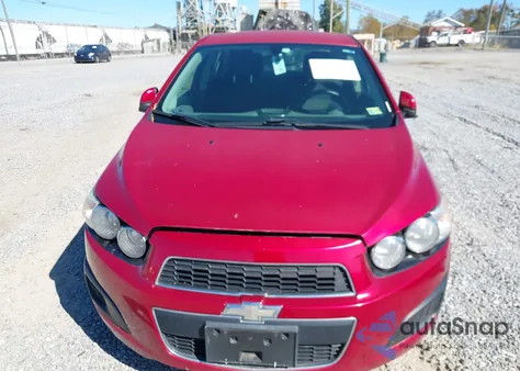 2014 Chevrolet Sonic Lt Auto из США, поврежденный, VIN 1G1JC5SH1E4145813